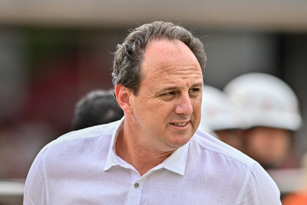 Rogério Ceni, técnico do São Paulo, quer voltar a vencer. Créditos: Reprodução Twitter