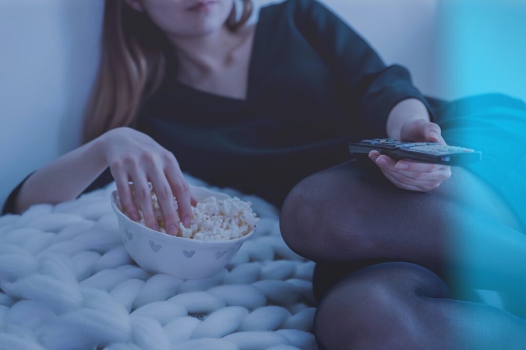 assistir aos lançamentos de filmes.